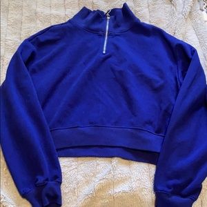3/4 zip cropped sweater